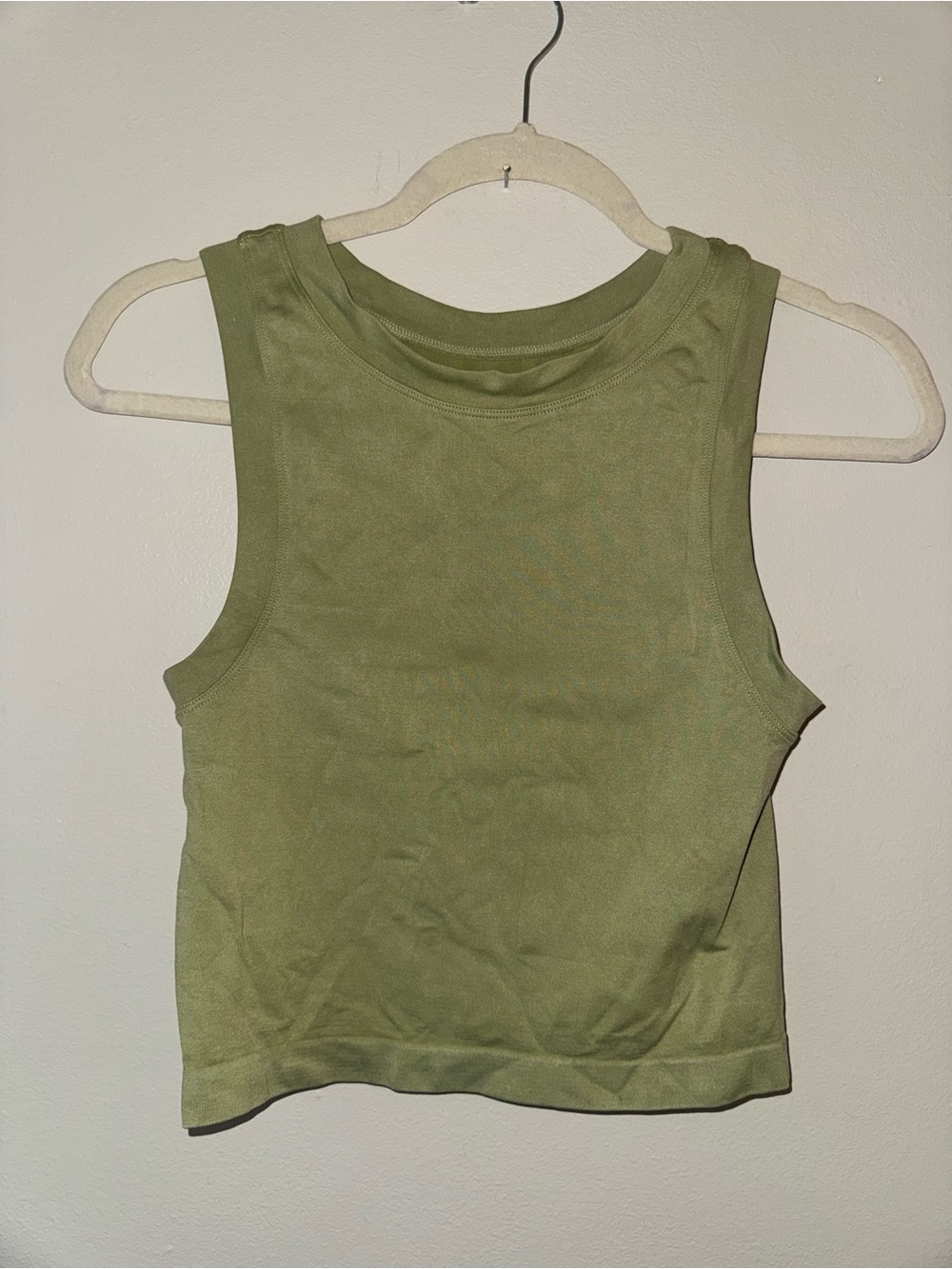 AURA, like new, green, tank top, size M/L